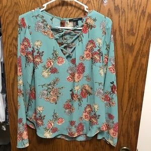 Long sleeve floral